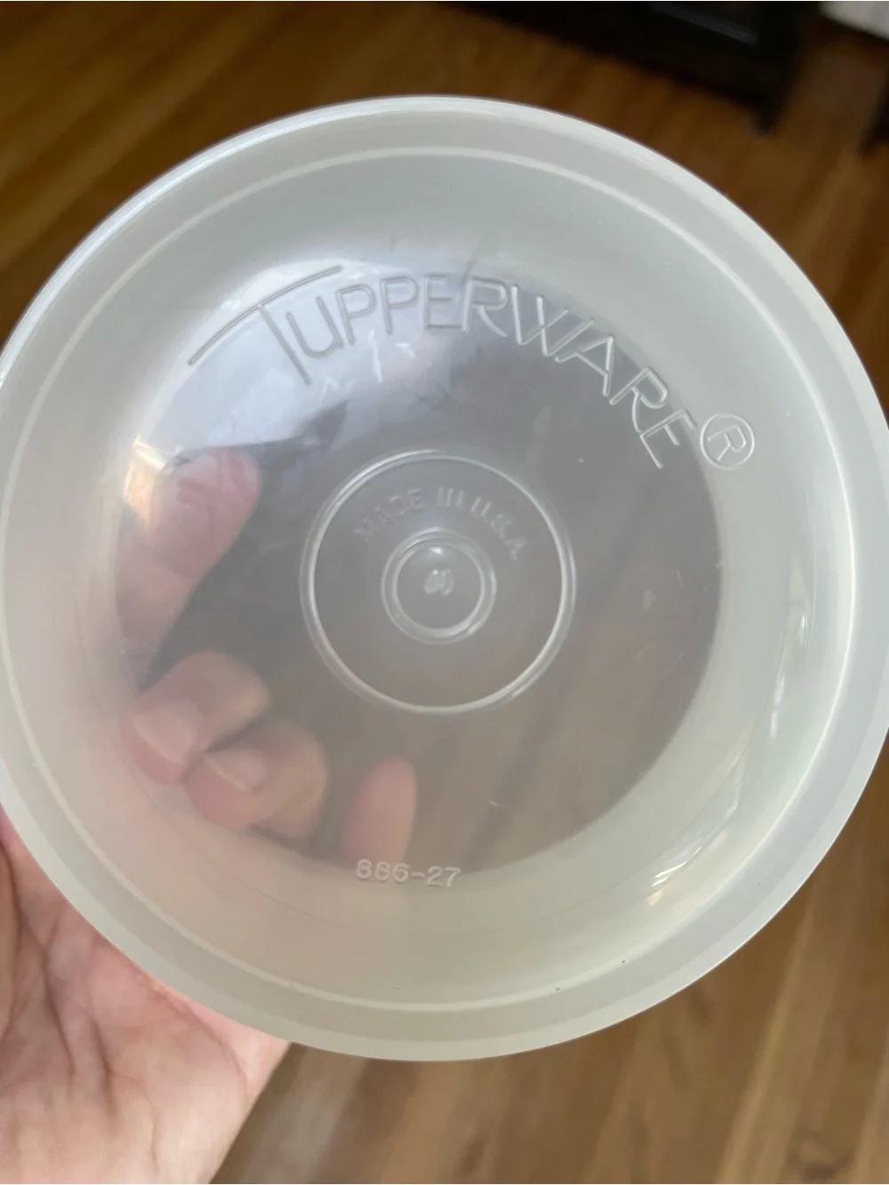 Tupperware vtg servalier